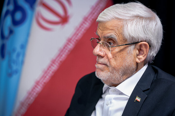 عارف: امضای تفاهم مرهون راهبردهای پدر شهیدتان و رهبری شماست