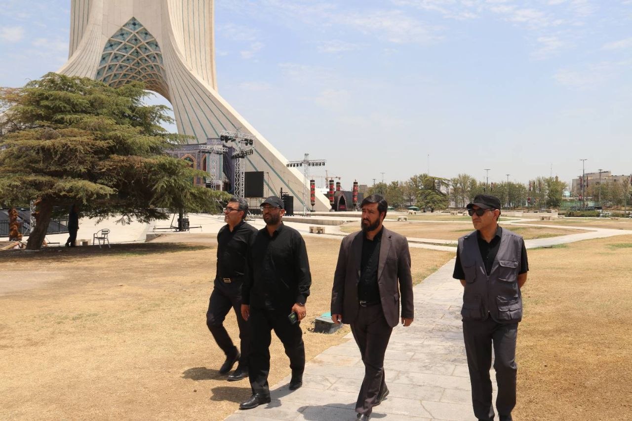 نظارت میدانی شهردار منطقه ۹ بر روند آماده‌سازی میدان آزادی