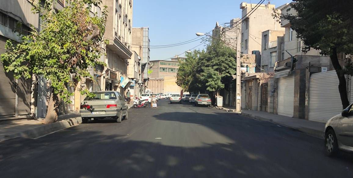 عملیات بهسازی و روکش آسفالت مکانیزه در خیابان برادران فلاح به پایان رسید