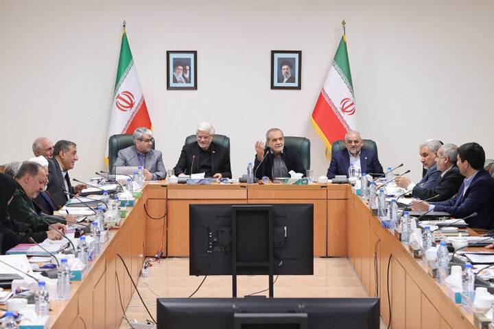 بررسی آخرین روند مذاکرات ایران و عمان در جلسه هیئت دولت بررسی آخرین روند مذاکرات ایران و عمان در جلسه هیئت دولت