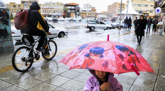 رگبار و وزش باد شدید در تهران
