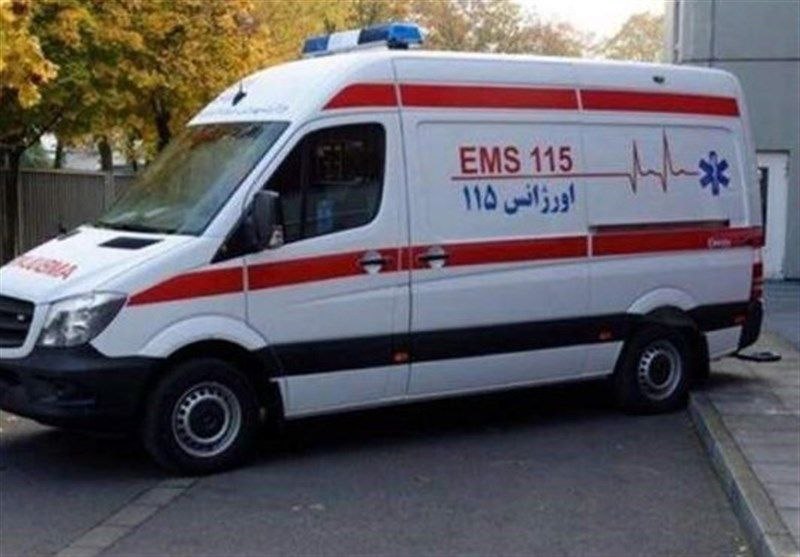واژگونی ماشین عروس در اتوبان آزادگان