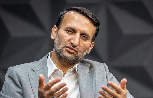 سخنگوی وزارت آموزش و پرورش: صدور پلاک برای دانش‌آموزان صحت ندارد